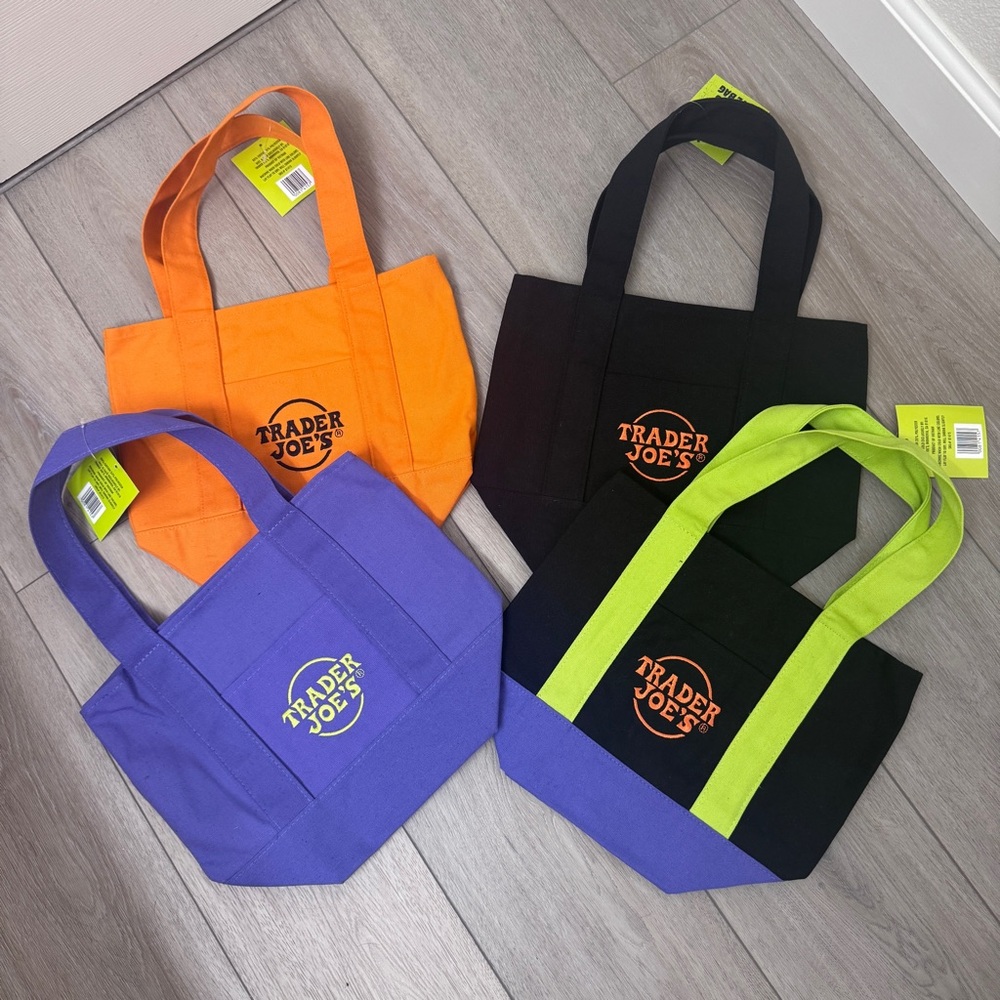 Trader Joe’s Mini Canvas Tote Bags (LOT OF 4)
